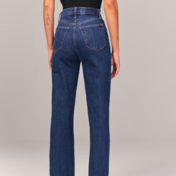 Abercrombie Ultra High Rise 90s Straight Jean - Picture 2 of 6